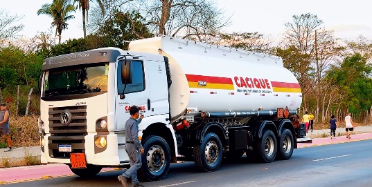 Oportunidade de emprego: Rede Cacique contrata motorista de caminhão em LEM