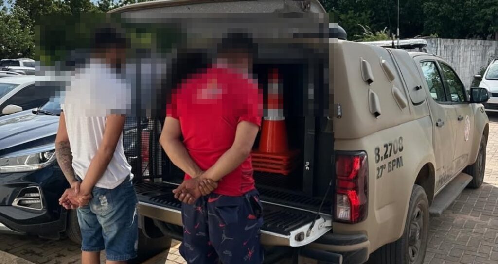 Polícia prende dois homens por tráfico de cocaína no Tropical Ville II, em LEM
