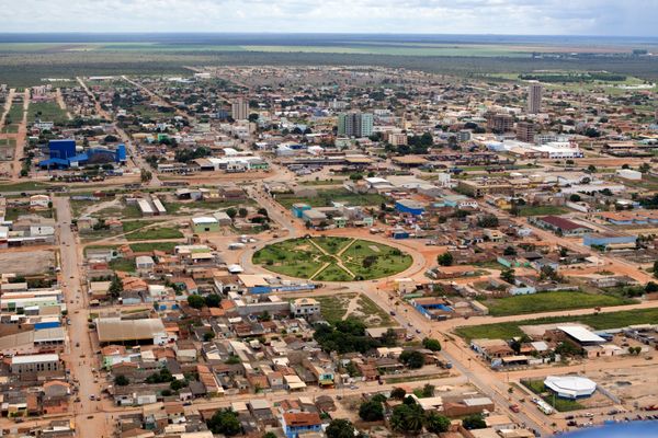 Mapa do INMET mostrando alerta amarelo de chuvas intensas para cidades do Oeste da Bahia