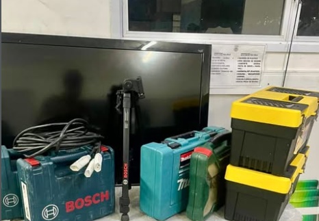 Viatura da Polícia Militar durante prisão por furto em Luís Eduardo Magalhães