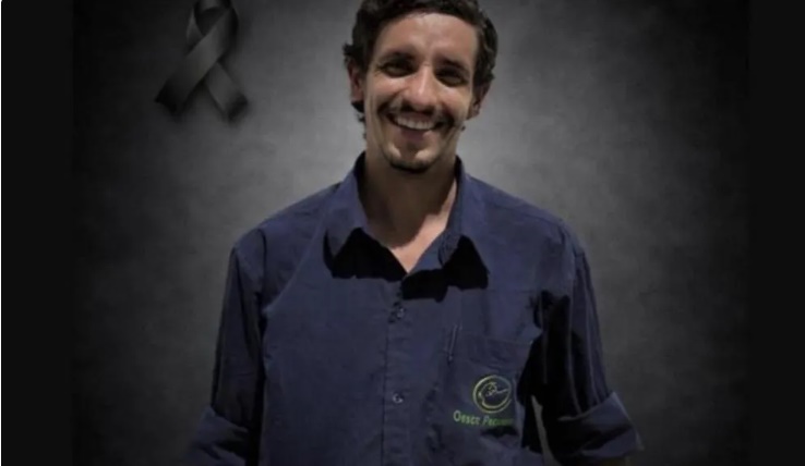 Caminhonete destruída após acidente fatal na BR-135, em Corrente, no Sul do Piauí