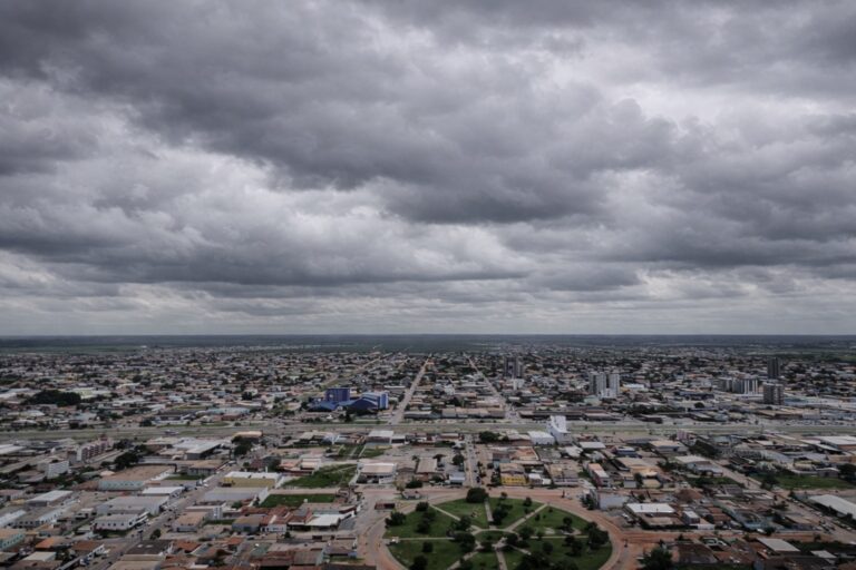 Mapa do Inmet destaca alerta de chuvas intensas para municípios do Oeste Baiano e Vale do São Francisco