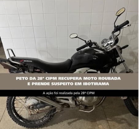 Motocicleta recuperada pela Polícia Militar da Bahia no bairro Calumbi, em Ibotirama, após constatação de restrição por furto ou roubo.