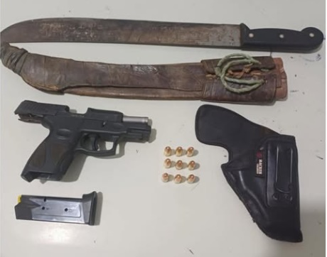 Viatura da Polícia Militar da Bahia durante atendimento de ocorrência na zona rural de Formosa do Rio Preto