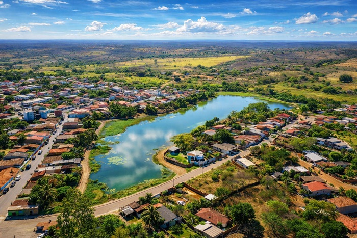 Mansidão, no oeste da Bahia, que abriu processo seletivo com 40 vagas para profissionais de enfermagem.
