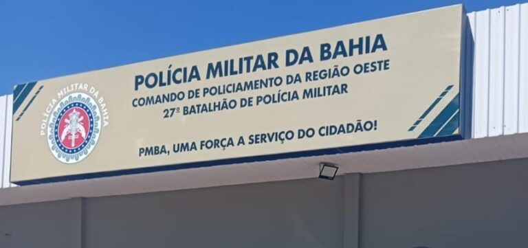 Policiais militares do 27º BPM durante prisão de foragido da Justiça em Luís Eduardo Magalhães