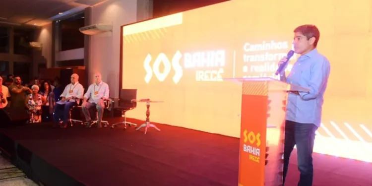 ACM Neto, Ciro Gomes e lideranças políticas participam do Seminário SOS Bahia sobre a seca no semiárido baiano, em Irecê