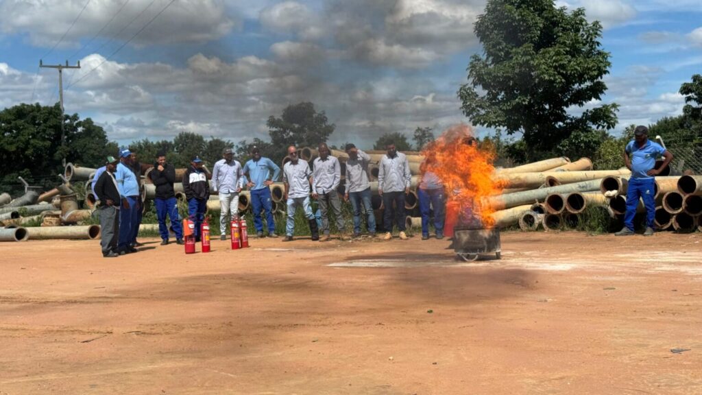 Profissionais do setor agrícola participam de curso de capacitação promovido pela Aiba em município do Oeste da Bahia.