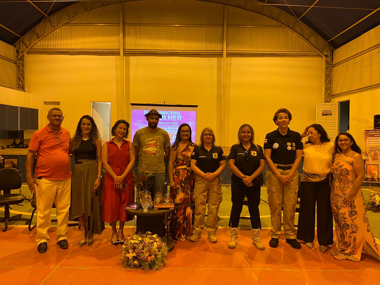 Palestra sobre violência doméstica realizada pela Polícia Civil na UFOB com participação da comunidade em Santa Maria da Vitória