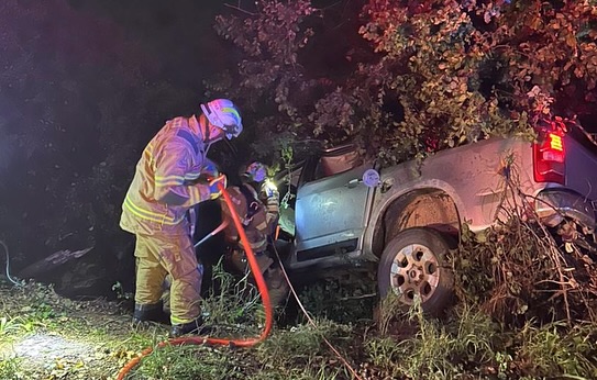 Bombeiros do 20º BBM realizam resgate de vítima em acidente na BR-349, em São Félix do Coribe