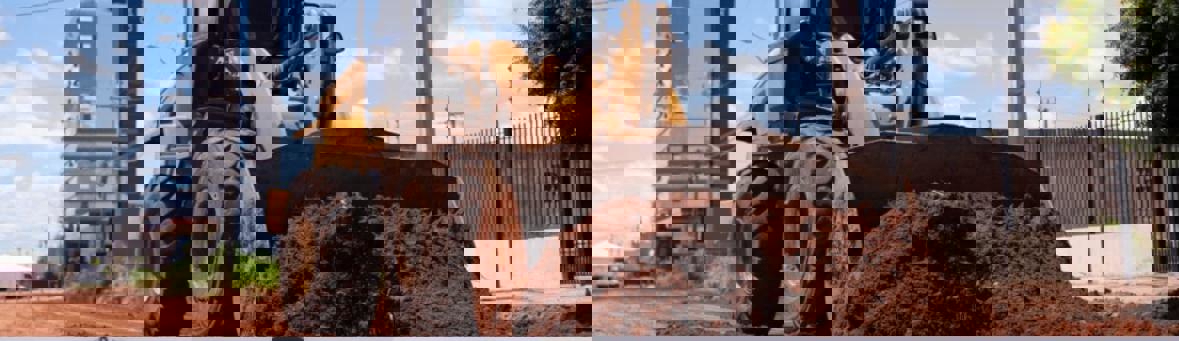 Obras de recapeamento asfáltico em Luís Eduardo Magalhães com intervenção política envolvendo pedido de paralisação por vereadores