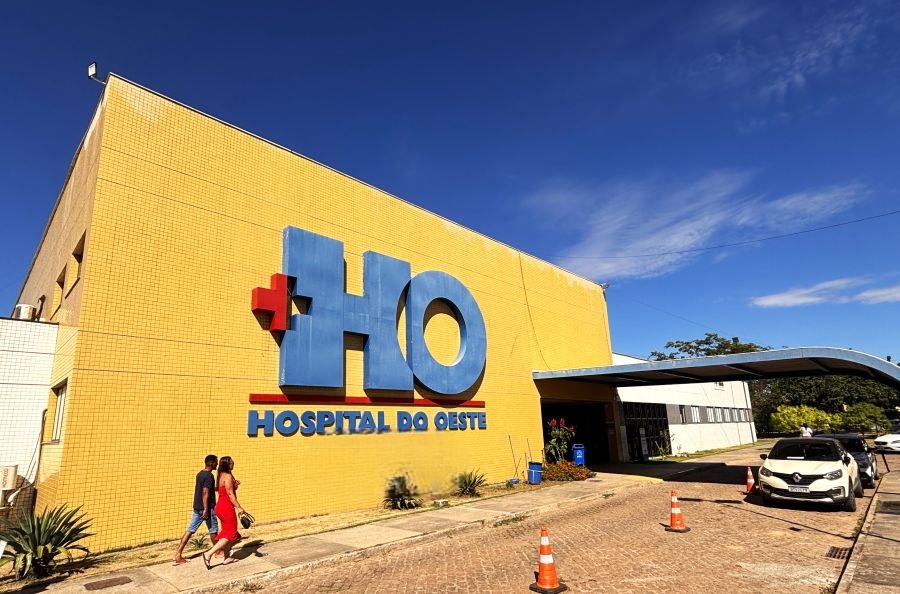 Fachada do Hospital do Oeste, em Barreiras, unidade referência em atendimento de alta complexidade no oeste da Bahia