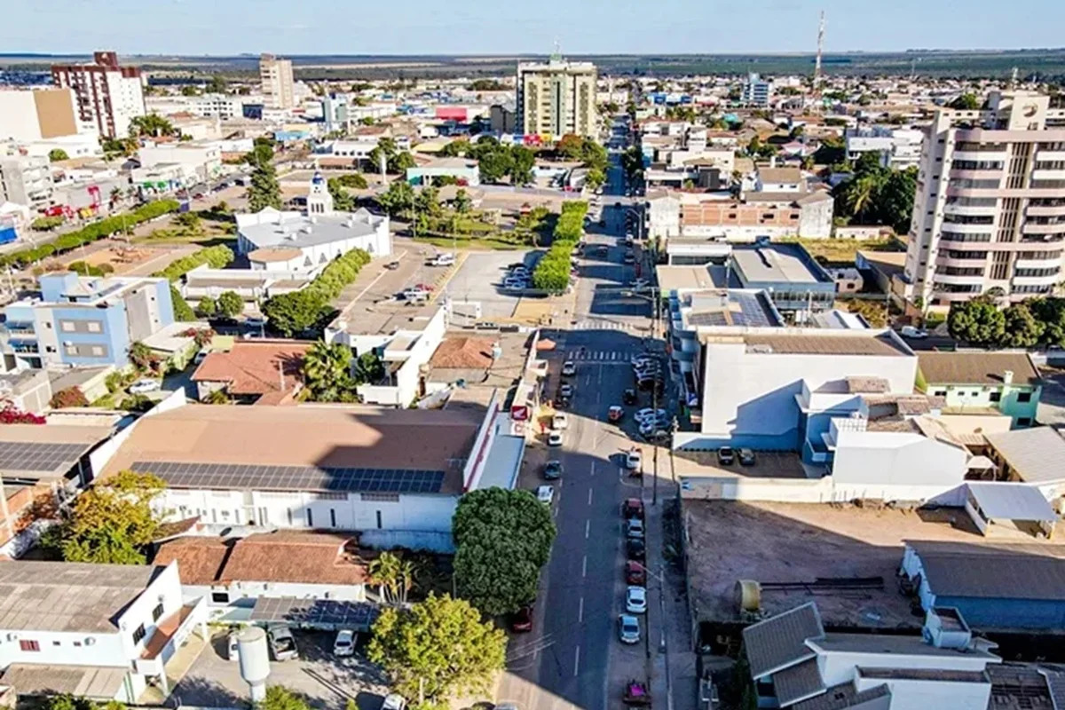 Vista de área agrícola em Luís Eduardo Magalhães, município do Oeste da Bahia que se destaca pela força do agronegócio, crescimento econômico e desenvolvimento social.