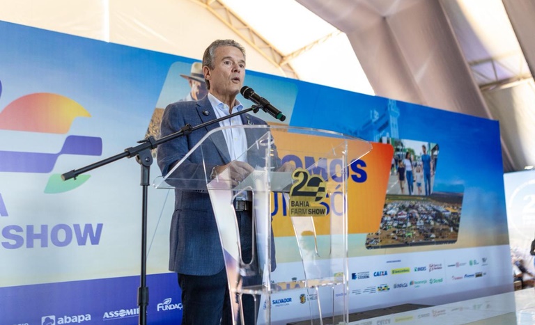 Vice-presidente Geraldo Alckmin e autoridades durante a abertura da Bahia Farm Show, em Luís Eduardo Magalhães, anunciando investimentos para o agronegócio brasileiro.