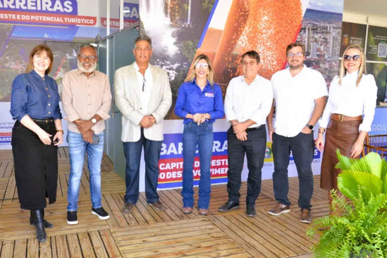 Estande de Barreiras na Bahia Farm Show promovendo os atrativos turísticos, culturais e naturais do município no oeste da Bahia.
