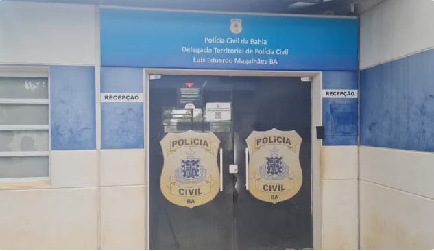 Fachada da Delegacia Territorial de Luís Eduardo Magalhães, no oeste da Bahia, onde autoridades investigam o caso.