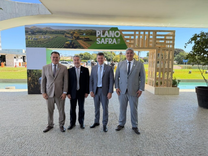 Representantes da Aiba acompanham o lançamento do Plano Safra 2026/2027 em Brasília durante evento do Governo Federal.