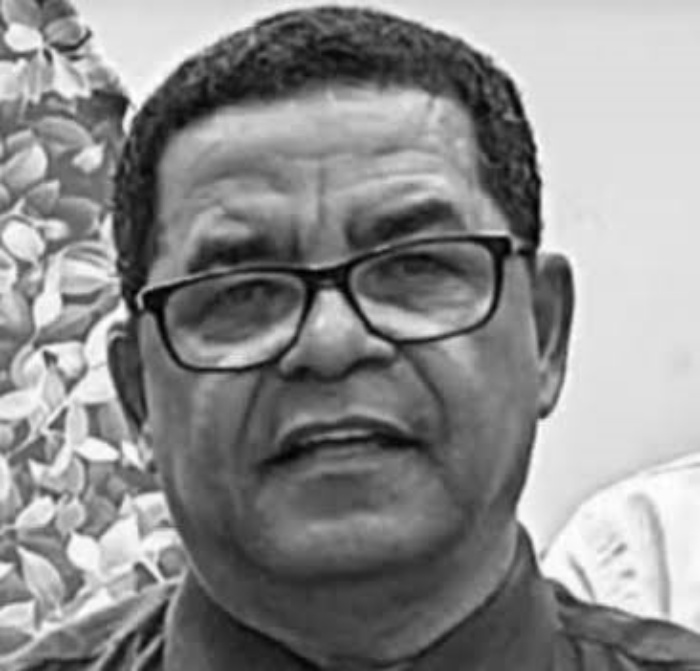 Ambulância e movimentação em hospital após professor passar mal durante jogo da Copa do Mundo em Feira de Santana.