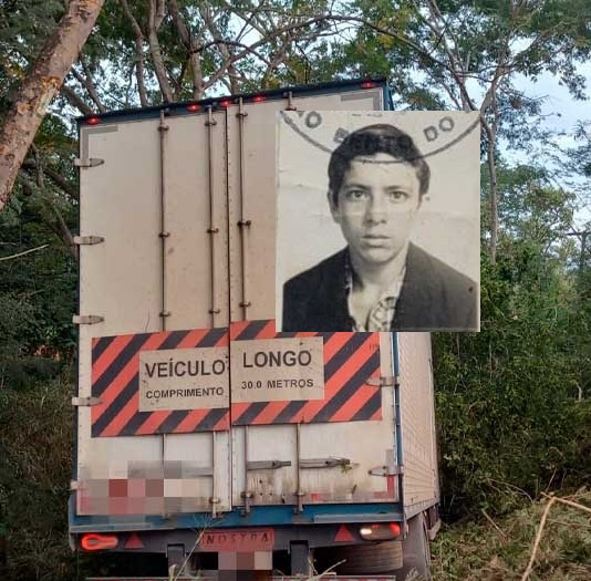 Caminhão fora da pista após acidente na BR-242, em Barreiras, com equipes da PRF, SAMU e Corpo de Bombeiros atuando no atendimento da ocorrência.
