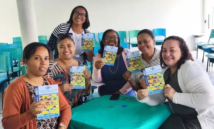 Estudantes participam de atividades da Revista Coquetel do Sebrae que utiliza a Copa do Mundo para estimular a educação empreendedora em Barreiras.