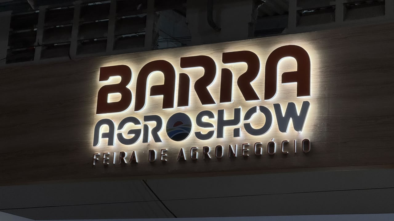 Estrutura da Barra AgroShow 2026 recebe os últimos ajustes antes da abertura oficial em Barra, na Bahia.