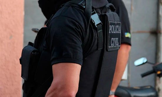 Homem suspeito de aplicar golpes de R$ 140 mil em Sergipe é preso na zona rural de São Desidério, na Bahia.