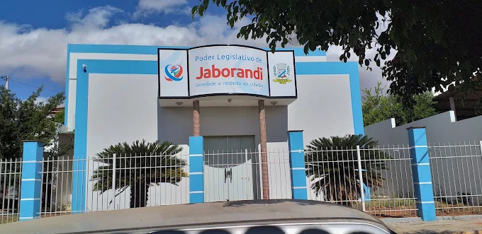 Prefeitura de Jaborandi anuncia concurso público com oportunidades para diversos cargos e salários de até R$ 7.888,55.