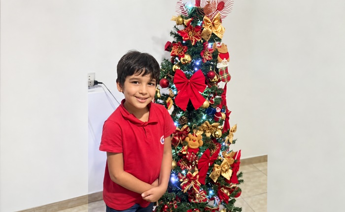 Caminhão betoneira envolvido no acidente que matou uma criança no bairro Jardim das Acácias, em Luís Eduardo Magalhães.