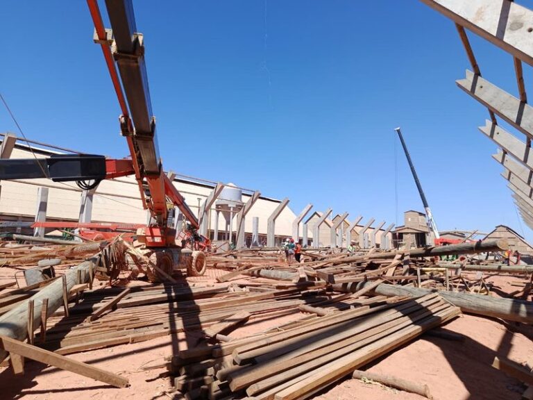 Estrutura em construção que desabou nas instalações da Galvani, em Luís Eduardo Magalhães, no oeste da Bahia.