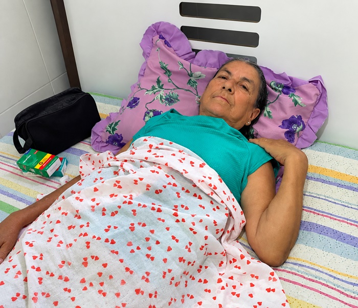 Maria do Socorro de Sá, de 64 anos, aguarda regulação para Salvador para continuidade de tratamento cardíaco.
