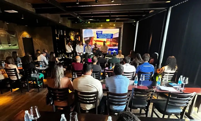 Empresários de Barreiras participam de encontro promovido pelo Sebrae para discutir o desenvolvimento da indústria e da economia do Oeste da Bahia.