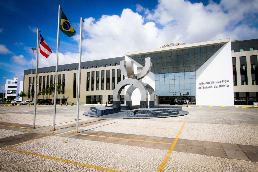 Tribunal de Justiça da Bahia mantém investigação disciplinar sobre atuação de magistrado em ação de usucapião em Formosa do Rio Preto.
