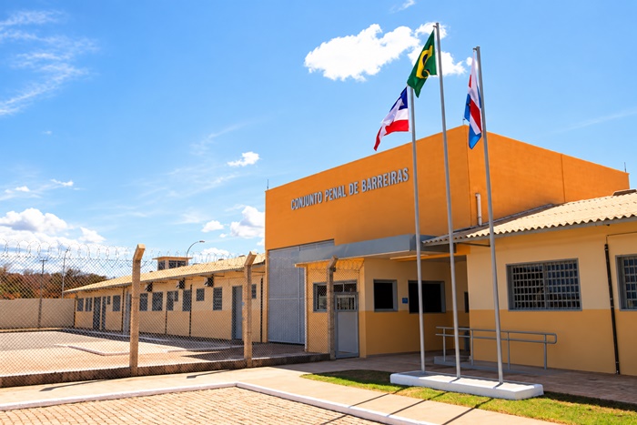 Equipes de segurança são mobilizadas após princípio de tumulto no Conjunto Penal de Barreiras, no oeste da Bahia.
