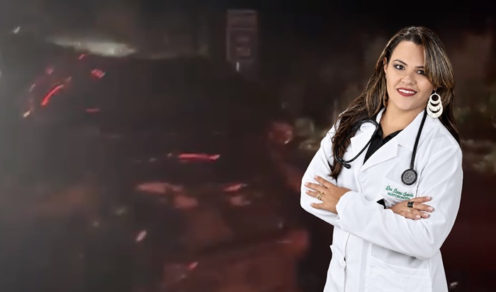 Médica veterinária Dayane Carvalho, de 39 anos, identificada como vítima fatal de acidente na BR-242, próximo a Cristópolis, na Bahia.