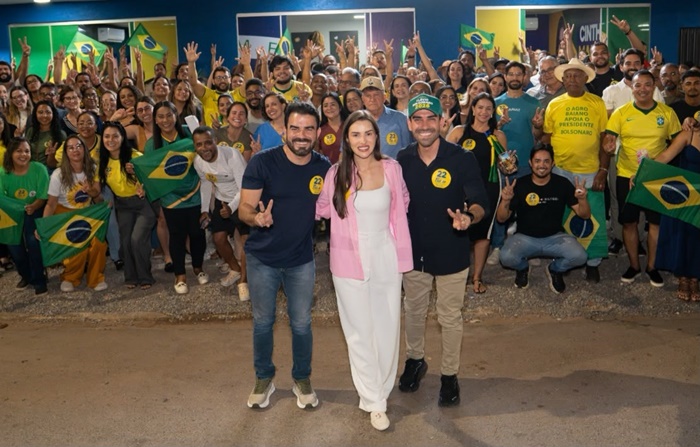 Time Marabá inaugura segundo comitê de Flávio Bolsonaro em Barreiras, no Oeste da Bahia.